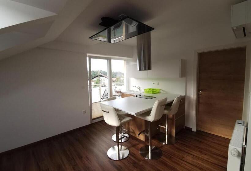 آپارتمان 1 خوابه, Gostilna S Prenočišči Pav