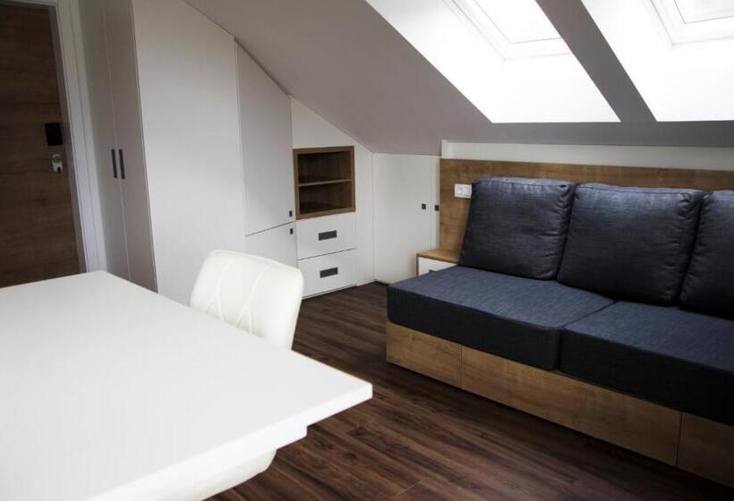 آپارتمان 1 خوابه, Gostilna S Prenočišči Pav