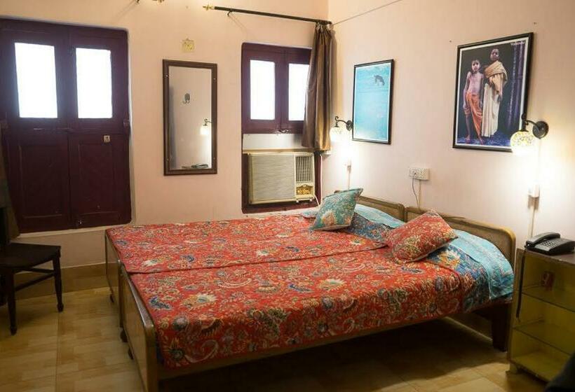 豪华房间, Brown Bread Bakery Guest House