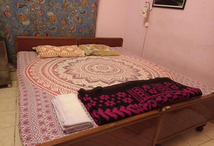 标准间, Brown Bread Bakery Guest House