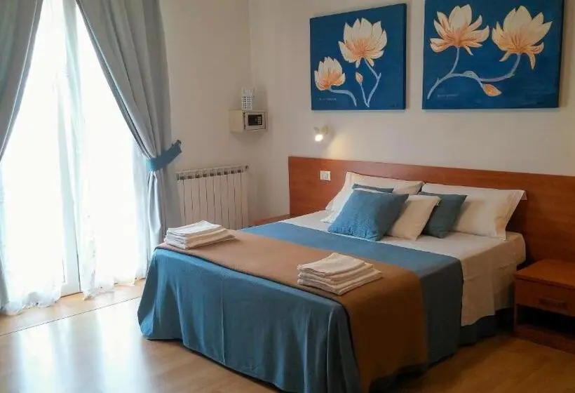 Standard Kolmen Hengen Huone, Venice Airport Room