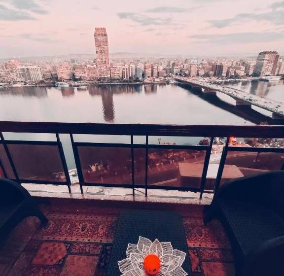 سوئیت با چشم‌انداز رودخانه, Nile Star Suites & Apartments
