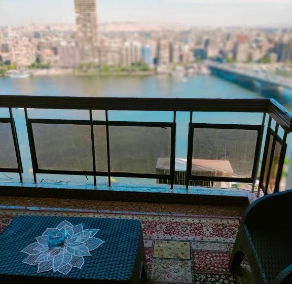 سوئیت با چشم‌انداز رودخانه, Nile Star Suites & Apartments