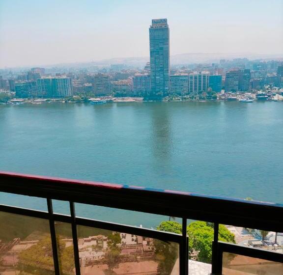 سوئیت با چشم‌انداز رودخانه, Nile Star Suites & Apartments