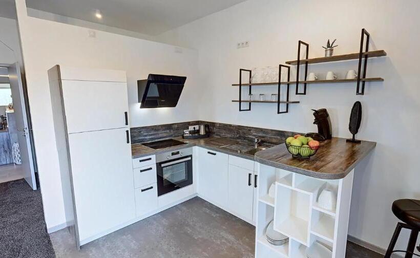 Люкс с Балконом, Boardinghouse Emden