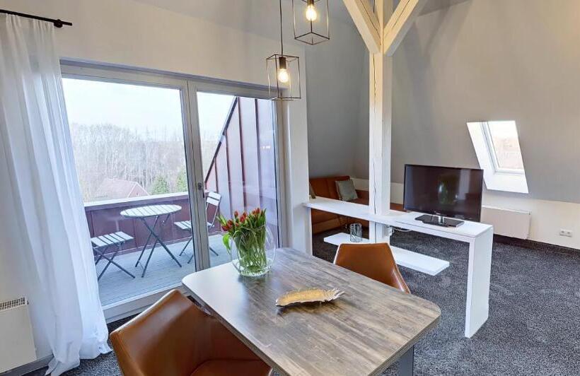 Люкс с Балконом, Boardinghouse Emden