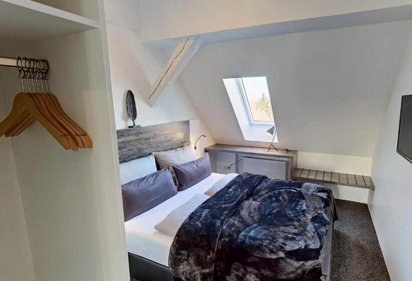 Люкс 3 Спальни, Boardinghouse Emden