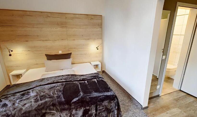 Студия Стандарт, Boardinghouse Emden