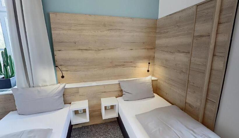 Семейные Апартаменты, Boardinghouse Emden