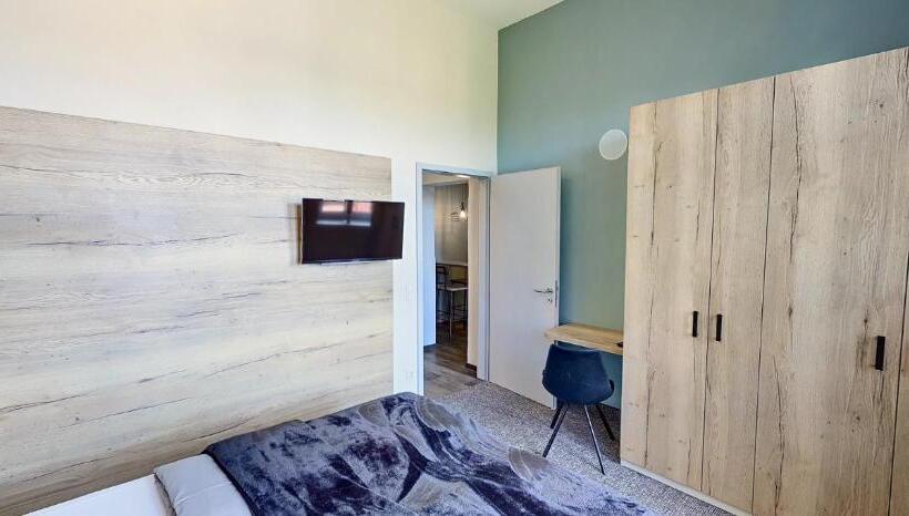 Семейные Апартаменты, Boardinghouse Emden