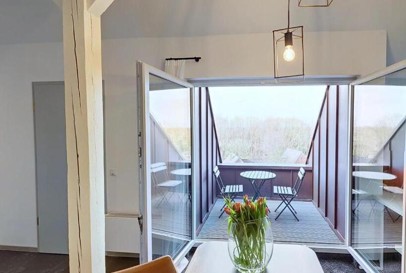 Люкс с Балконом, Boardinghouse Emden