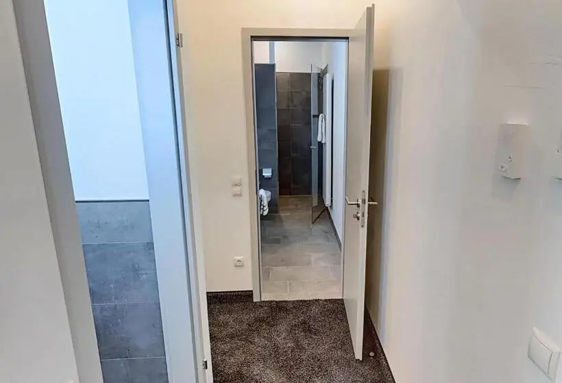 3 Bedroom Suite, Boardinghouse Emden