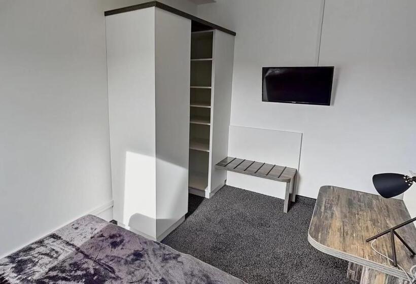 Люкс 3 Спальни, Boardinghouse Emden