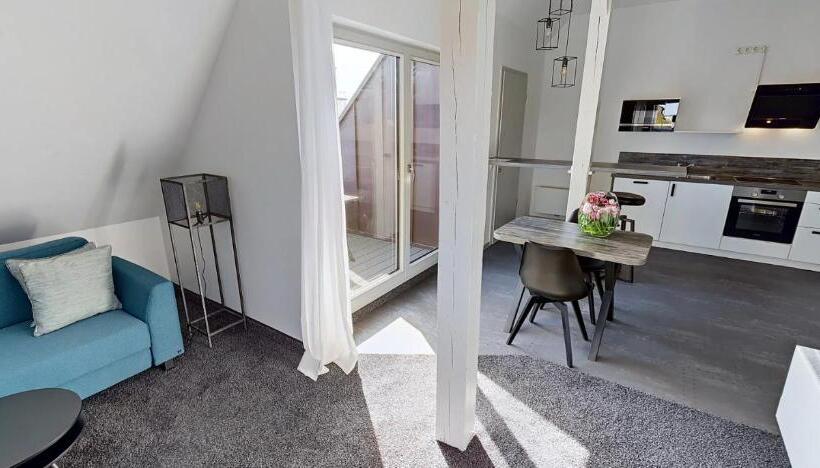 Люкс с Балконом, Boardinghouse Emden