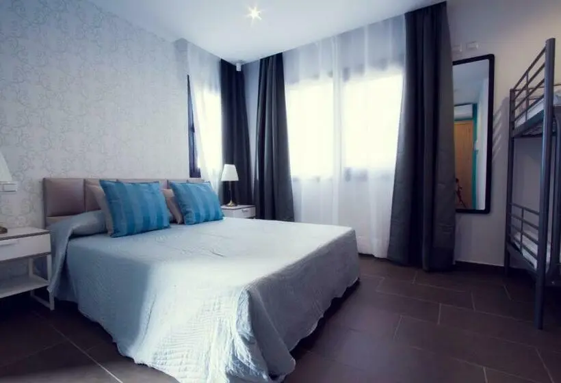 Chambre Familiale, Pixel