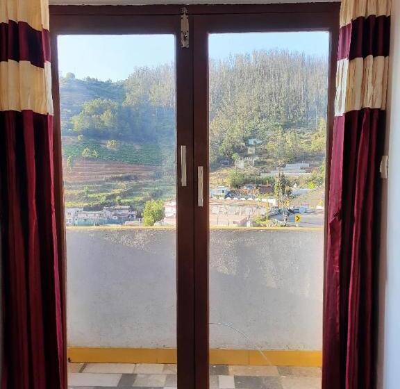 Chambre Deluxe avec Balcon, Sunset Valley Holiday Inn