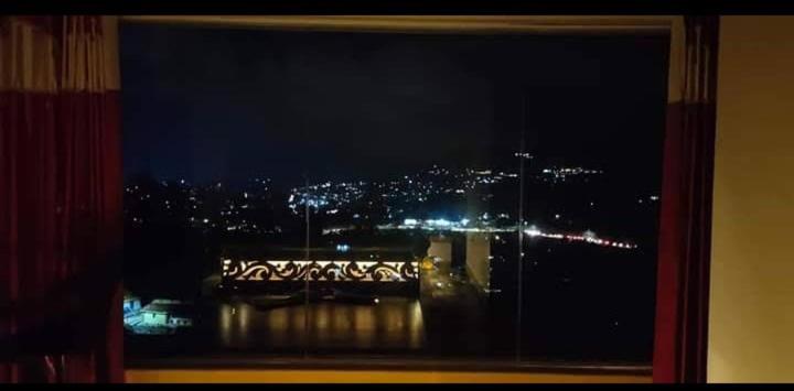 Chambre Standard Lit King Size, Sunset Valley Holiday Inn