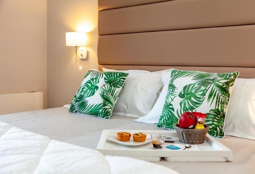 Quarto Superior, Album Boutique Rooms