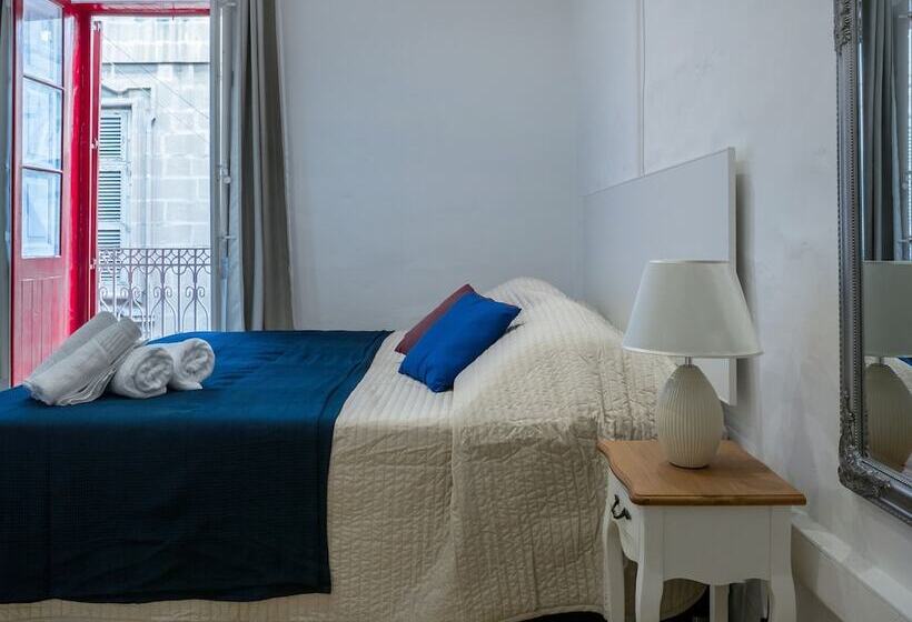 سوئیت راحتی, Valletta Kampnar City Living