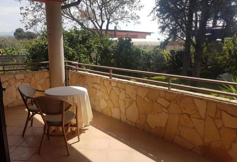 חדר סטנדרט עם מיטת קינג, Agriturismo Terre Delle Monache