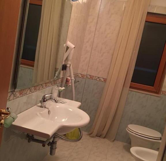 חדר סטנדרט לשלושה, Agriturismo Terre Delle Monache