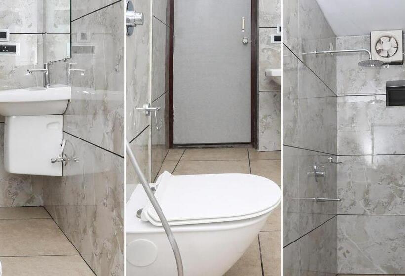 Quarto Superior, Treebo Durga Boji Grand, Gonikoppal Town