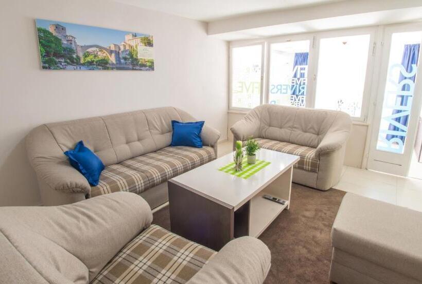 اتاق لوکس خانوادگی, Five Rivers Rooms