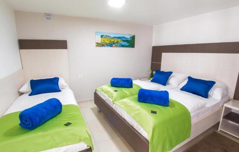 اتاق لوکس خانوادگی, Five Rivers Rooms