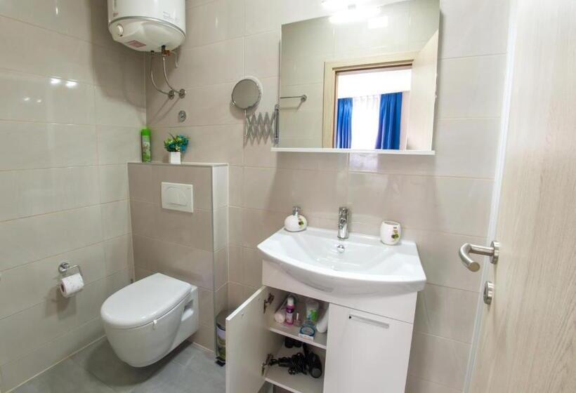 اتاق لوکس خانوادگی, Five Rivers Rooms