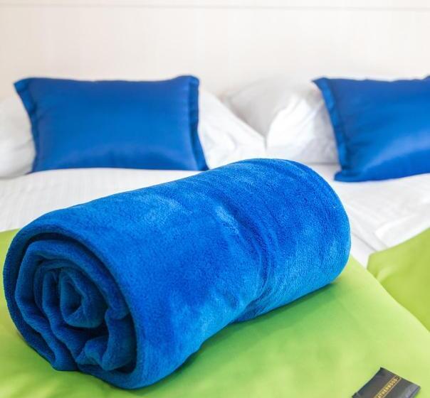 اتاق لوکس, Five Rivers Rooms