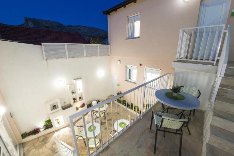 اتاق سوپریور, Five Rivers Rooms