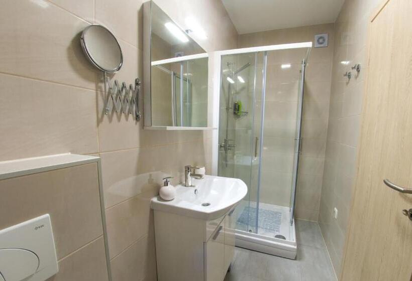 اتاق سوپریور, Five Rivers Rooms