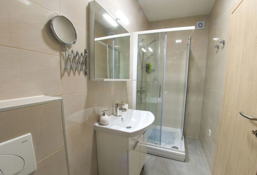 اتاق سوپریور, Five Rivers Rooms