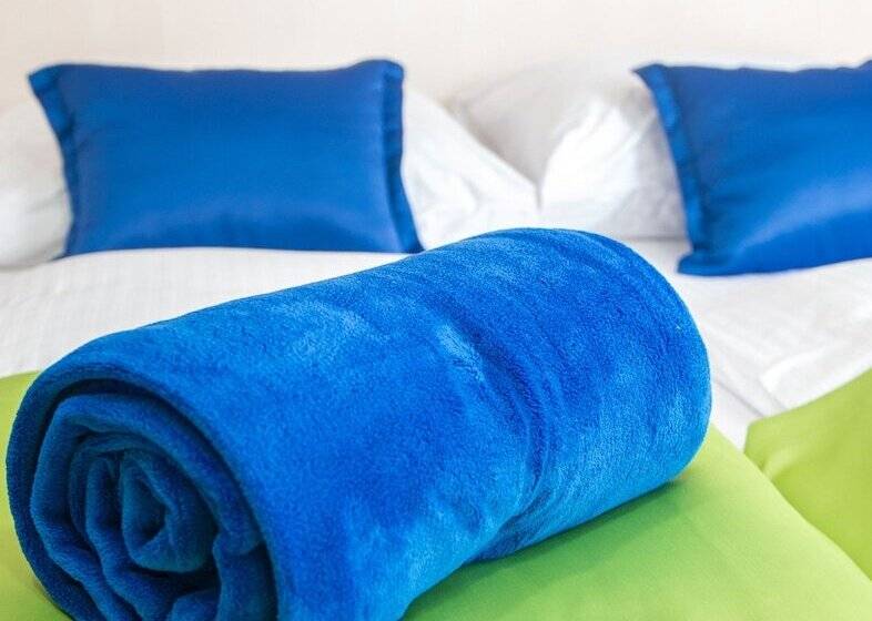 اتاق سوپریور چهار تخته, Five Rivers Rooms