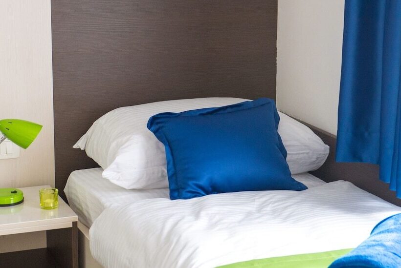 اتاق لوکس, Five Rivers Rooms