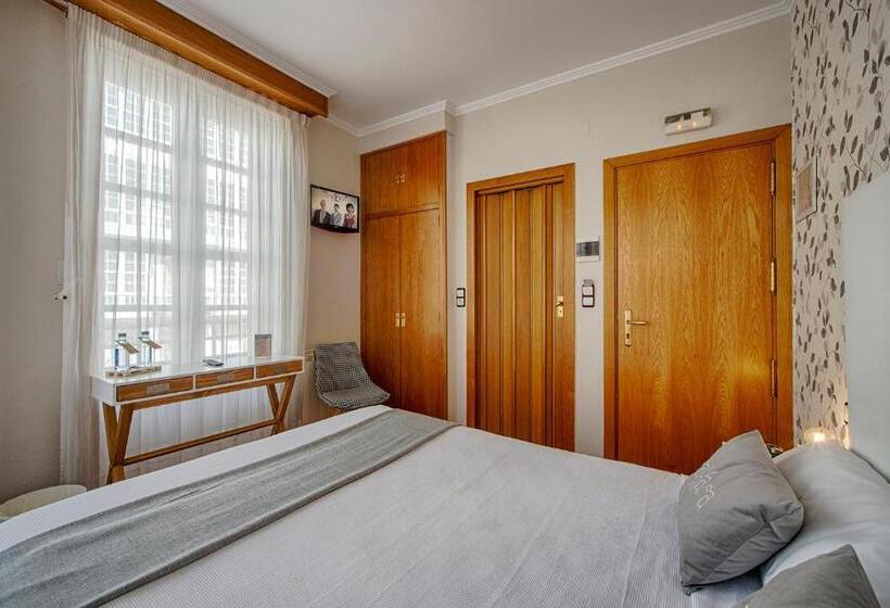 اتاق استاندارد با بالکن, Hostal Zahara