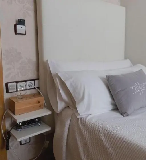 シングルベーシックルーム, Hostal Zahara
