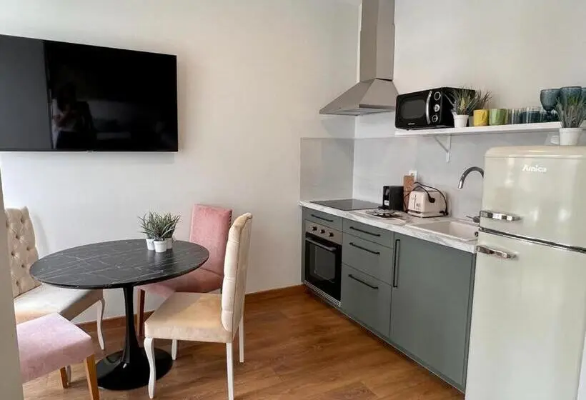 １ベッドルームのデラックスアパートメント, Hostal Zahara