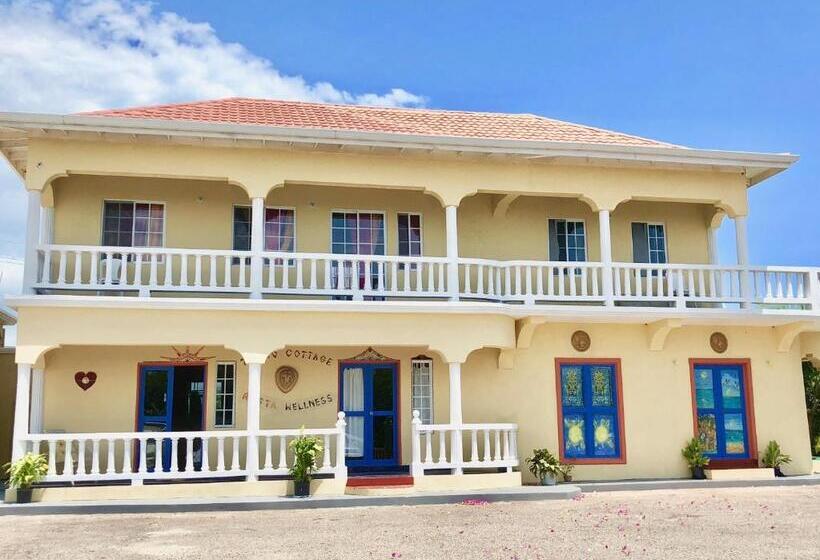 سوییت خانوادگی, Taino Cove