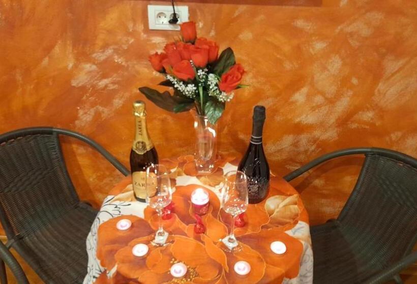 اتاق خانوادگی, Vila Magica