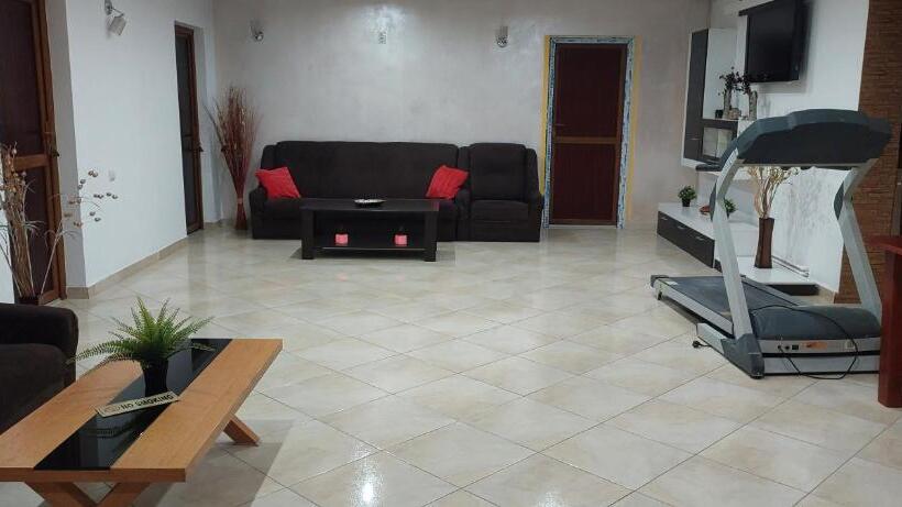 خانه 2 خوابه, Vila Magica