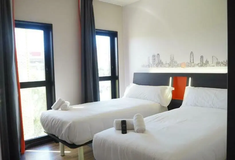 اتاق استاندارد, Easyhotel Barcelona Fira