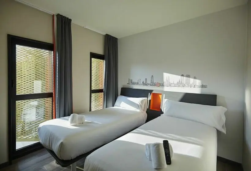 اتاق استاندارد, Easyhotel Barcelona Fira