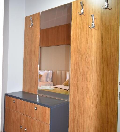 Standart Oda, Liss 2