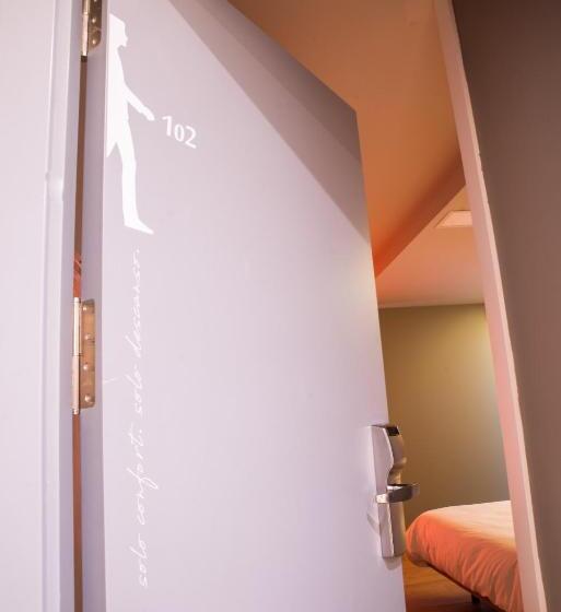 Номер Deluxe, Nomada