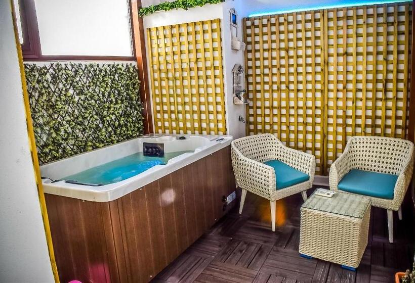 Люкс Повышенной Комфортности, Nomada