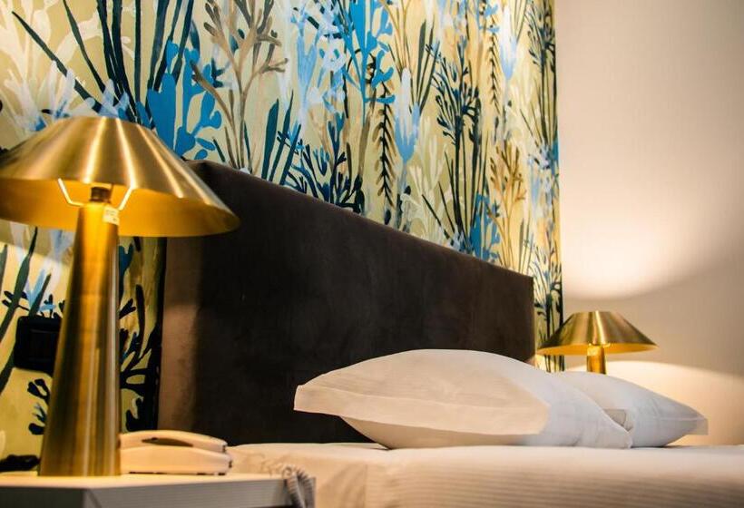 سوئیت با تخت بزرگ, Up Wellness & Spa