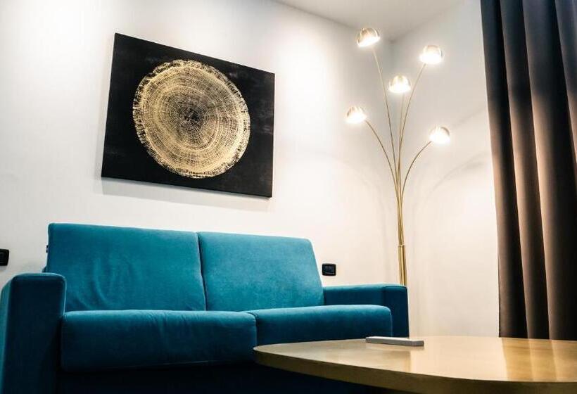 سوئیت با تخت بزرگ, Up Wellness & Spa