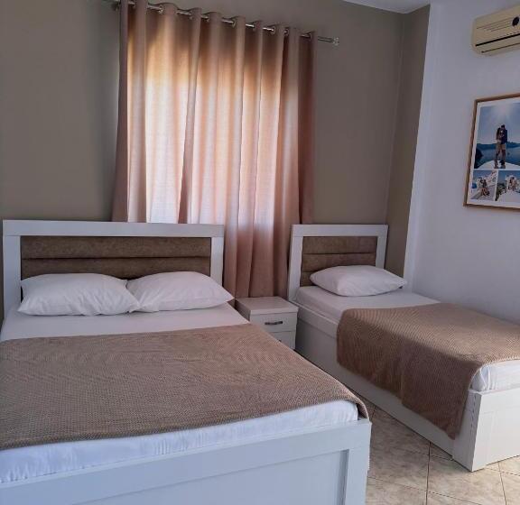 اتاق استاندارد سه نفره, Vila Spiro