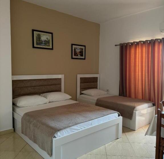 اتاق استاندارد سه نفره, Vila Spiro